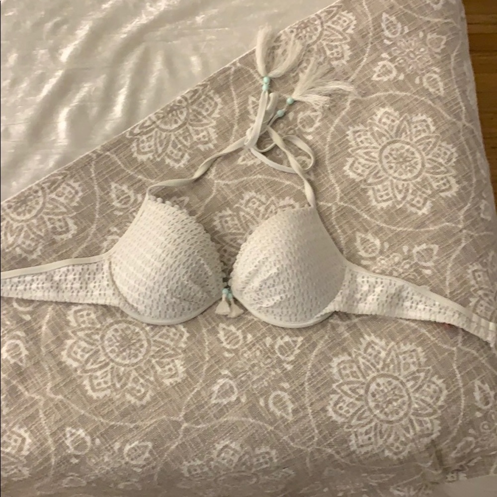 Victoria’s Secret bathing suit top